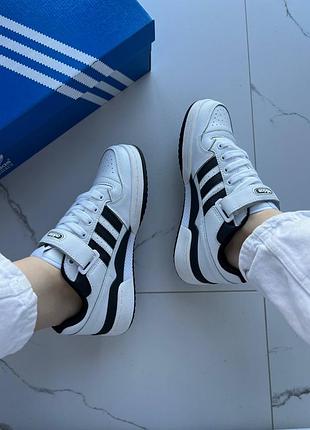 Adidas forum low white black 5