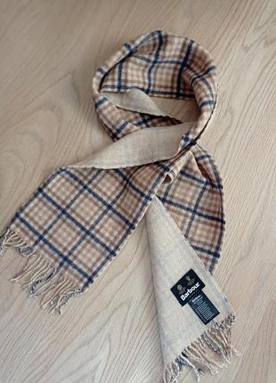 Стильный и теплый шарф от barbour