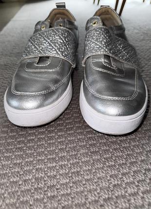 Шкіряні натуральні кросівки guess оригінал оригинал шкіра кожаные натуральные кроссовки кожа кеди кеды мокасины мокасіни мокасини 7