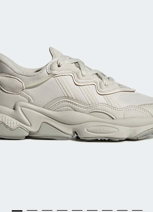 Кроссовки ozweego adidas адидас. модель унисекс.размер 38,5