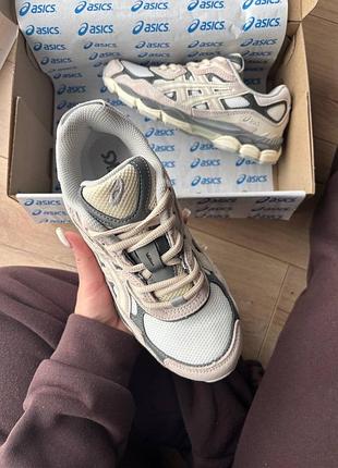Asics gel-nyc cream oyster grey v2 7