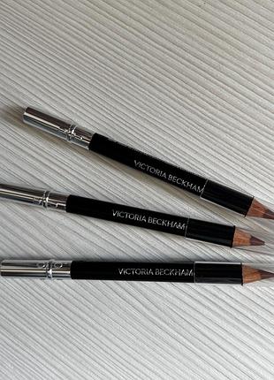 Victoria beckham lip definer — оригінальний олівець для губ, відтінок 02 (precision lip pencil)