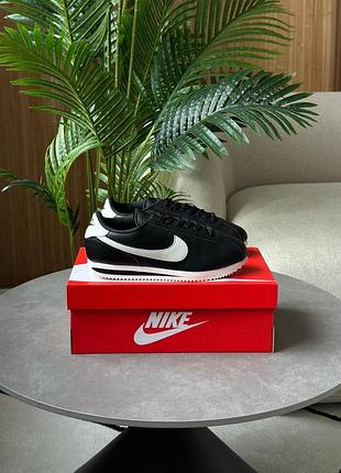 Кроссовки женские nike cortez basic black/white 5