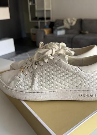 Кеди білі шкіряні michael kors 2