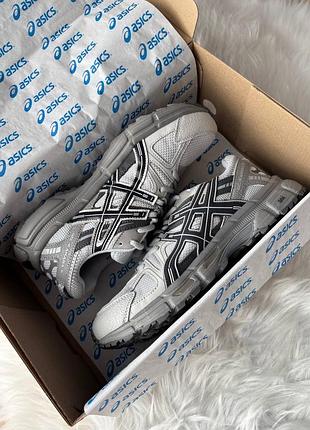 Asics gel-kahana 8 light grey dark stripes