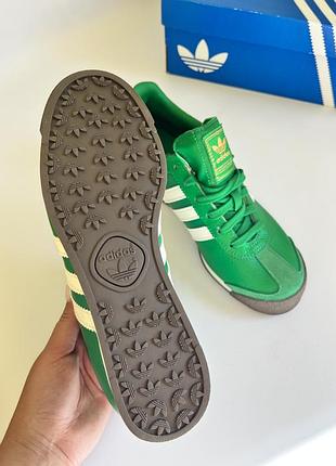 Кроссовки женские adidas 3