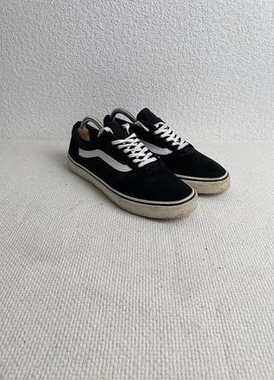 Кеди замшеві vans 39 розміру чорні