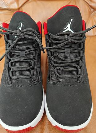 Кроссовки nike air jordan max aura 2 black red
