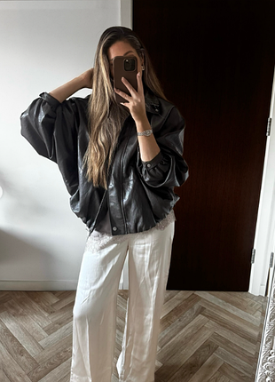 Бомбер із екошкіри zara розмір s