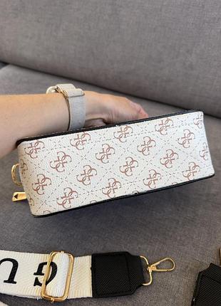Белая сумка кроссбоди guess 5