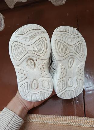 Кроссовки детские 3
