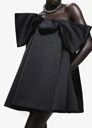 Ефектна сукня h&m edition