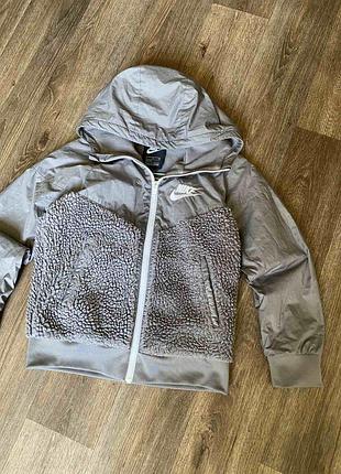 Вітровка nike для хлопчика 128-137 см. 8-9 років