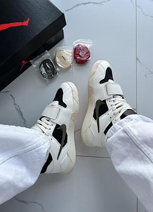 Jordan x travis scott cut the check green white black 4