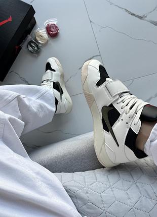 Jordan x travis scott cut the check green white black 3