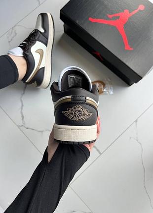 Jordan 1 low shadow brown mocha 9