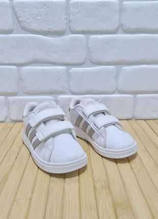 Кроссовки adidas 6