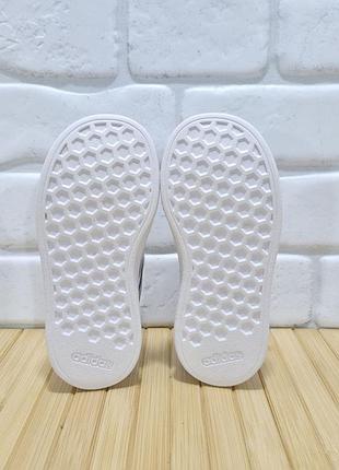 Кроссовки adidas 9