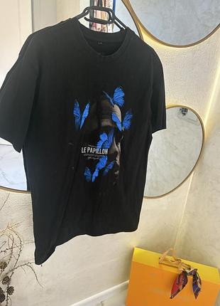 Футболка з принтом