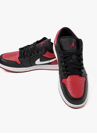 Кросовки nike air jordan | идеальное состояние