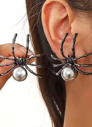 Большие серьги пауки, хэллоуин, spider, черная вдова, каракурт, необычные серьги в готическом стиле
