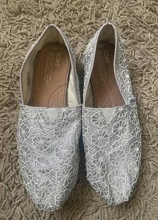Взуття toms 5