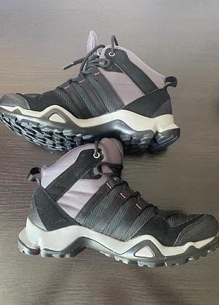 Кросівки adidas 4