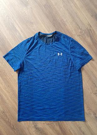 Брендовая футболка under armour.