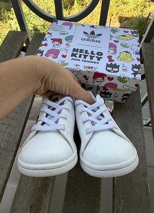 Дитячі кросівки adidas stan smith 23,5 р 6