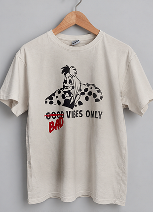 Футболка  101 dalmatians "bad vibes only"