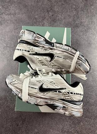 Nike initiator custom white black dirty (свитшая подошва)