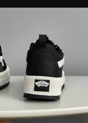 Vans black 6