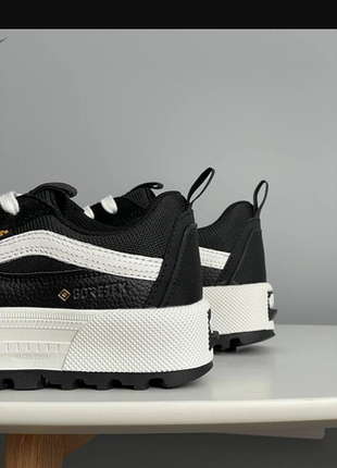 Vans black 3
