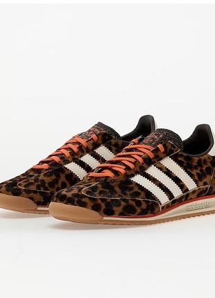 Кросівки adidas в принт 4