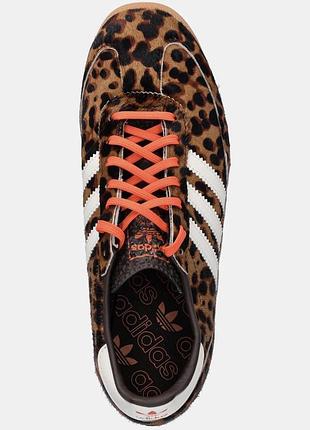 Кросівки adidas в принт 5