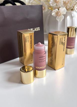 Рум'яна  unreal liquid blush scene 4