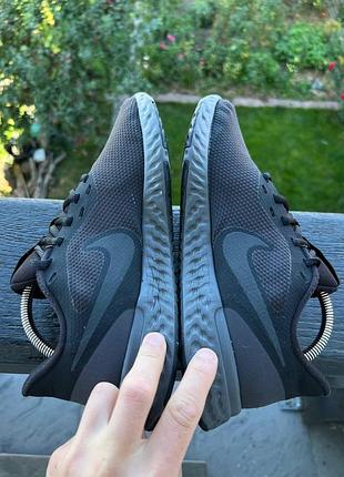 Кроссовки nike revolution 5
