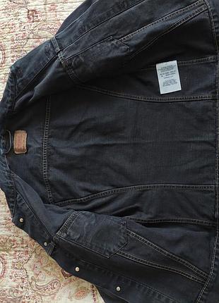 Фирменная джинсовая куртка levis. 4