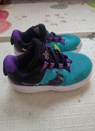 Детские кроссовки nike 26р.