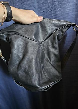 Винтажная кожаная сумка-хобо bally (оригинал, made in italy)