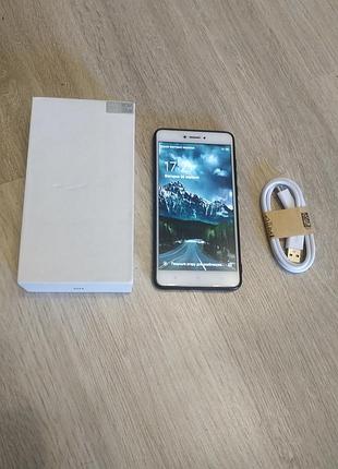 Идеал xiaomi redmi note 4x 3/32 gb + чехол + шнур