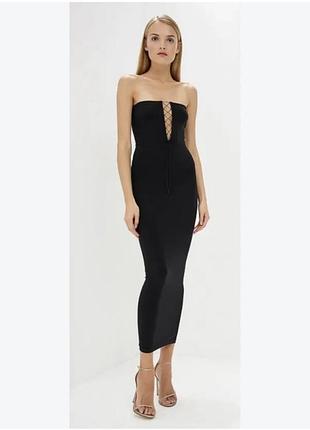 Wolford grace dress довга безшовна сукня обтислого силуету з акцентом на декольте