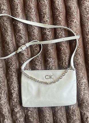 Жіноча сумка calvin klein !