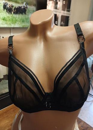 Лифчик curvyизна
сексі .