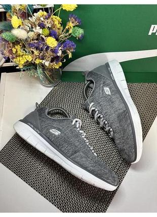 Оригинальные кроссовки skechers 39 г.