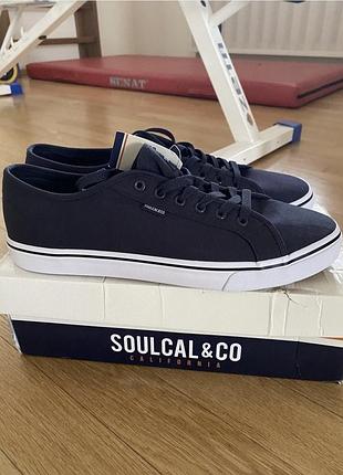 Кеди soulcal & co нові р 48,5  ціна 1000 грн