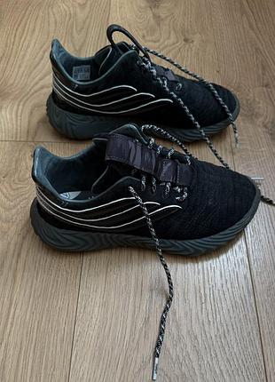 Кроссовки adidas sobakov stormzy 3