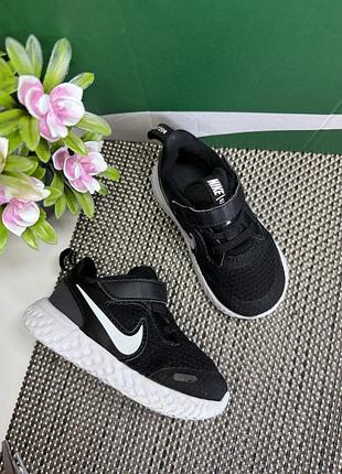 Оригинальные кроссовки nike