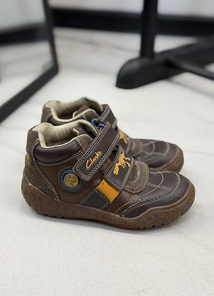 Осінні черевики clarks 27 3