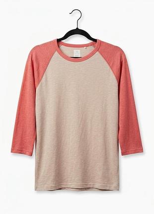 Трендова футболка з довгими рукавами. сучасний колорблок.uniqlo